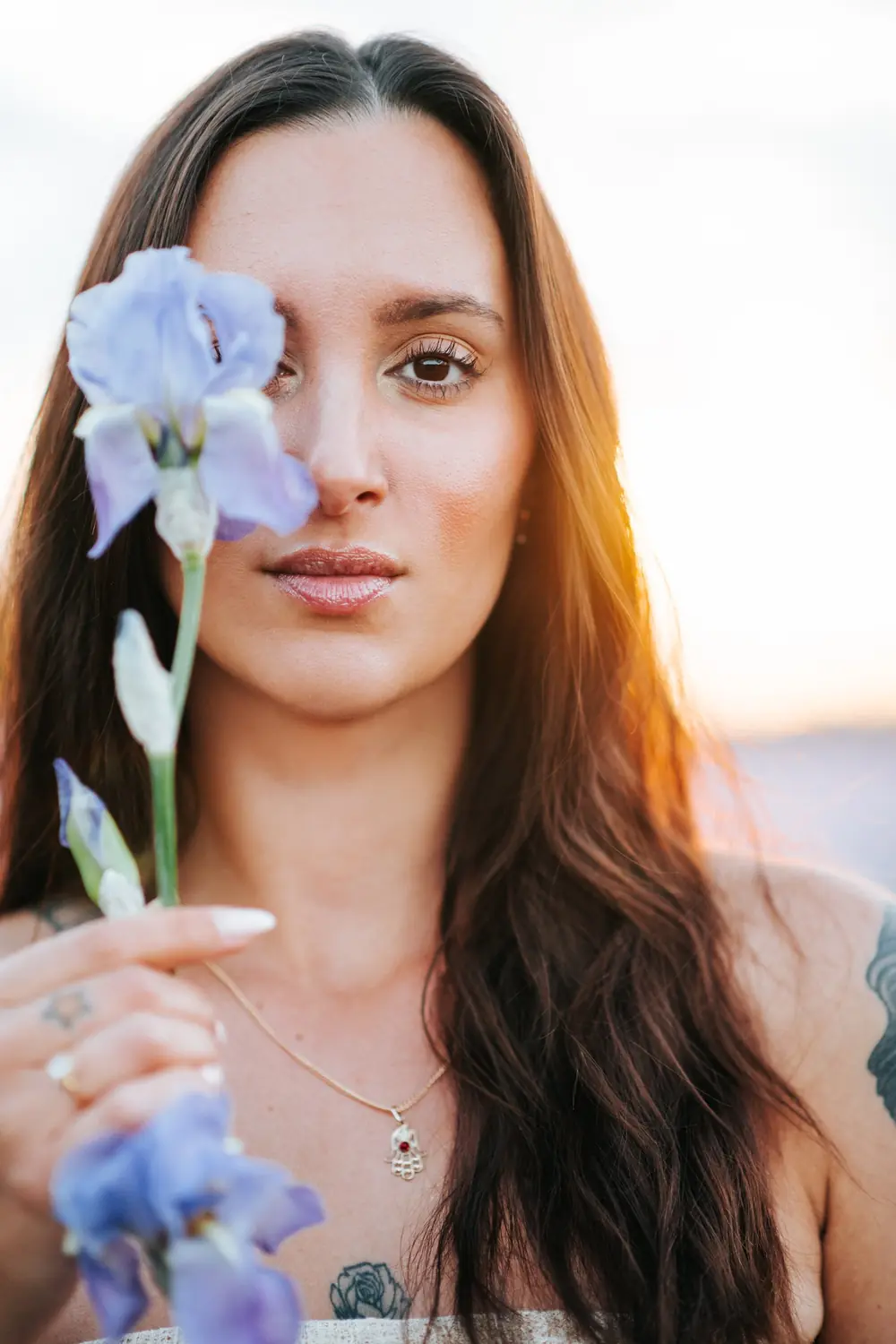 Portrait avec un iris, série cohérente retouchée sur Lightroom