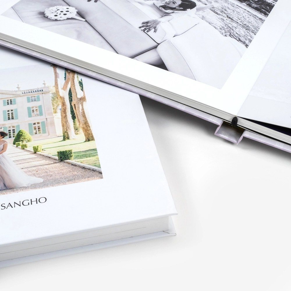 Album de mariage ouvert