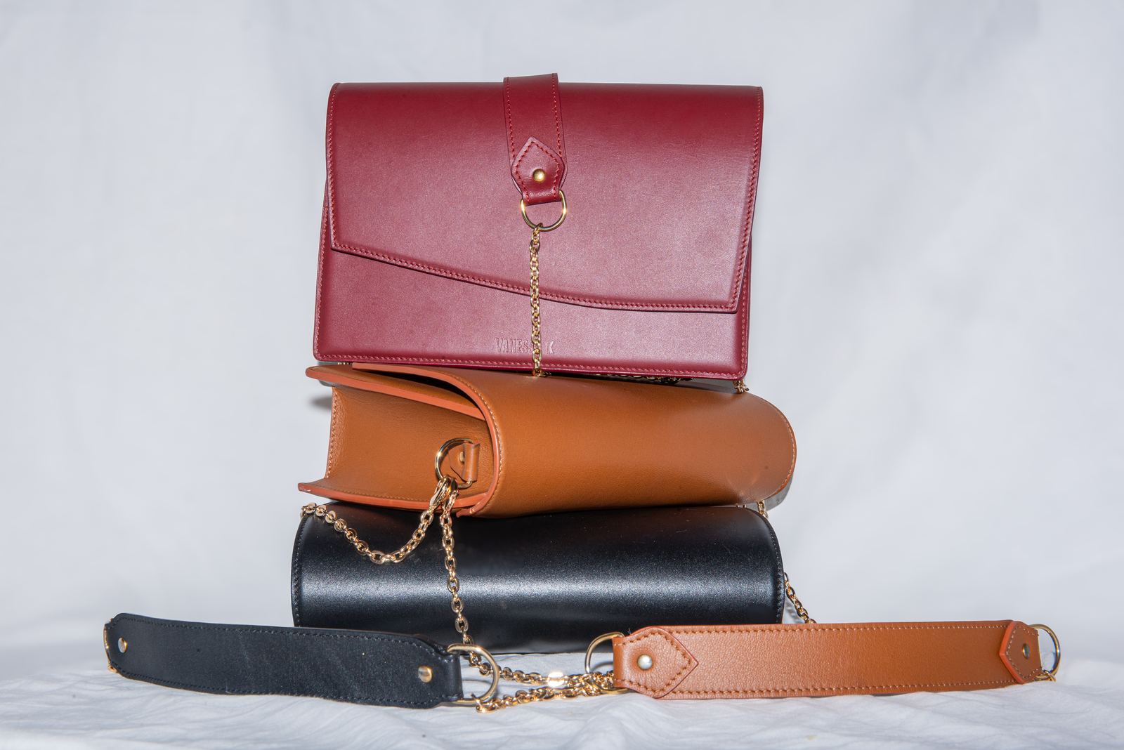 Photo produit de sacs en cuir pour une créatrice
