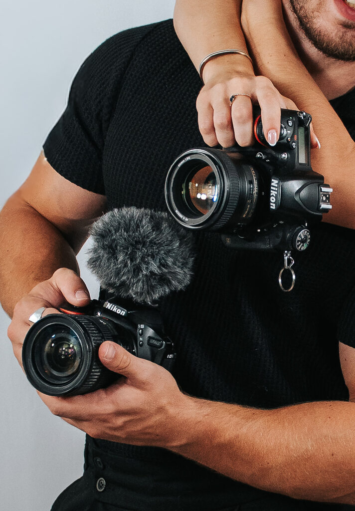 Photographe mariage naturel – duo photo et vidéo - appareil photo